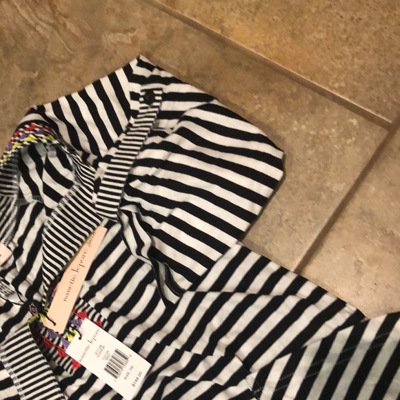 Nanette Leplore - Picture 4 of 5